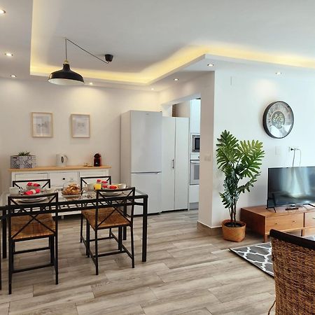 Sea View Apartment In Benalmadena Exterior photo