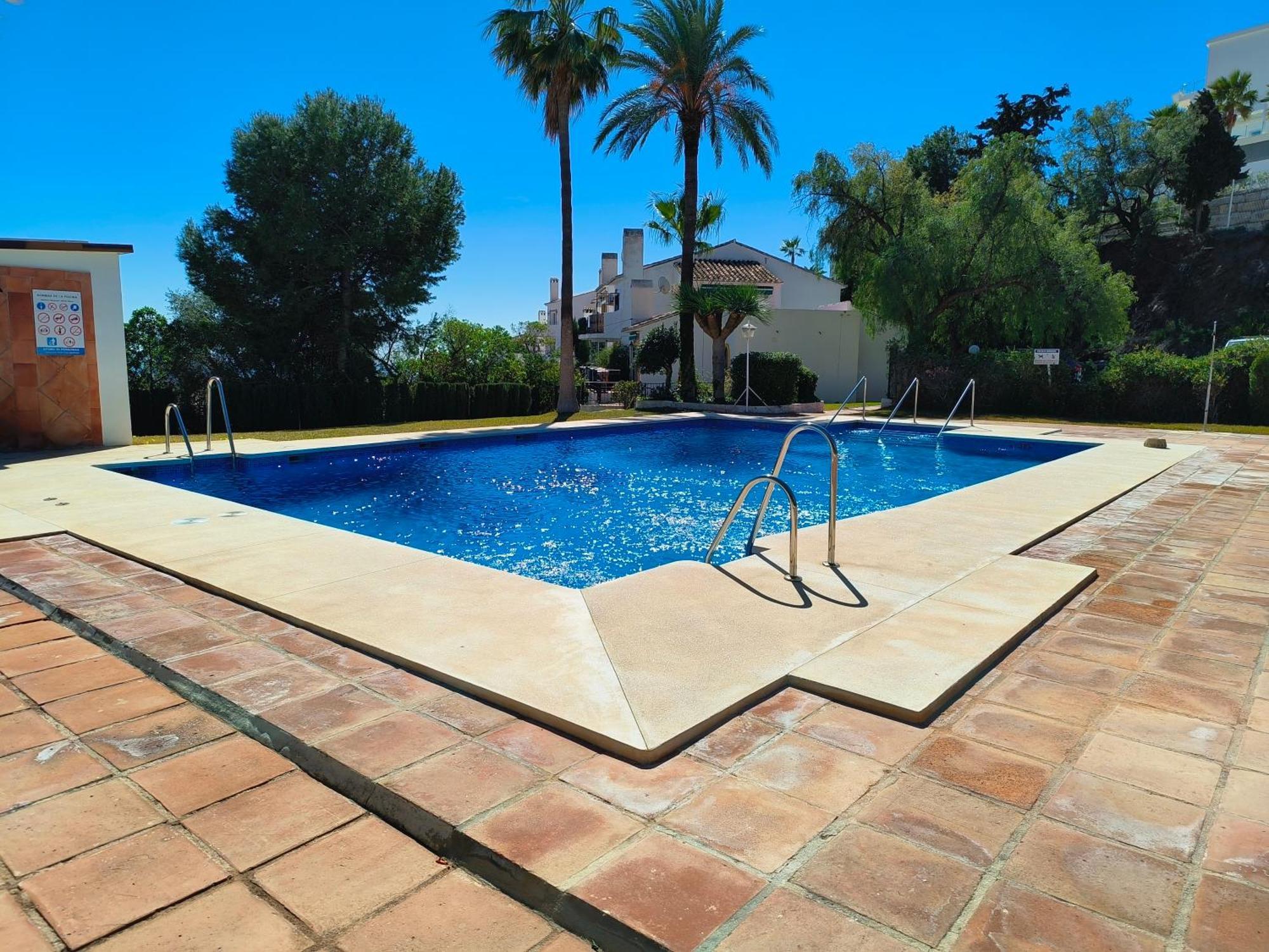 Sea View Apartment In Benalmadena Exterior photo