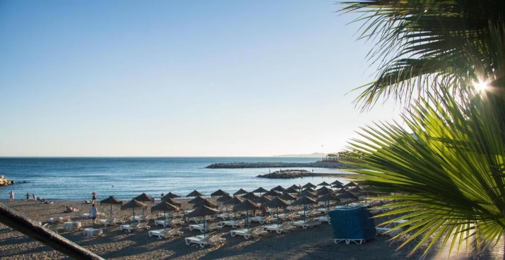 Sea View Apartment In Benalmadena Exterior photo